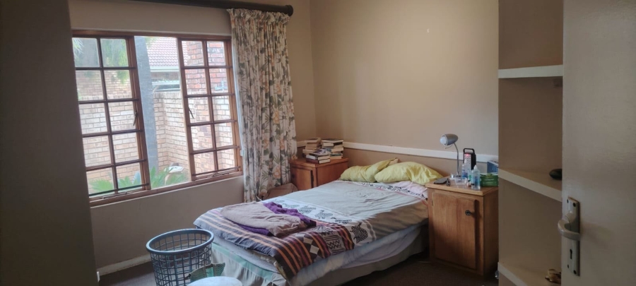 To Let 2 Bedroom Property for Rent in Langenhovenpark Free State